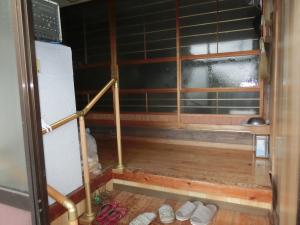 1940s wood house, 20-min walk to station, Kitakata, Yusui