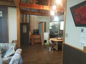 Gero City Akiya Bank [Kanayama 055] Sale 6M yen / Great Value! Excellent Wide Terrace! / Perfect for Second Home or Vacation Home / No Repairs Needed
