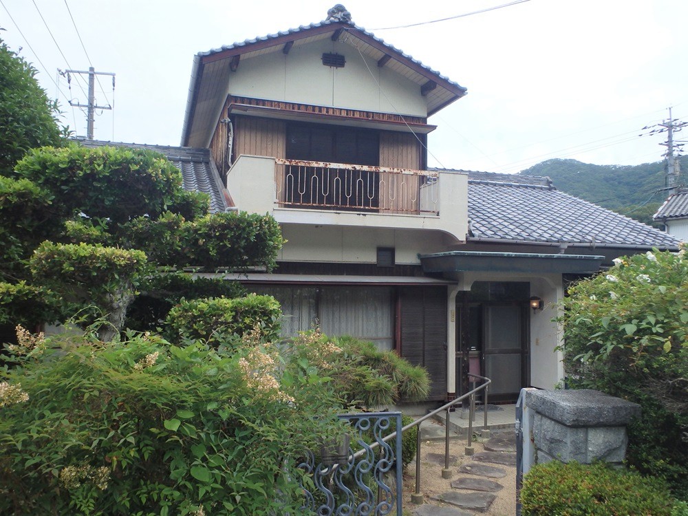 1970s wood house in Kagawa