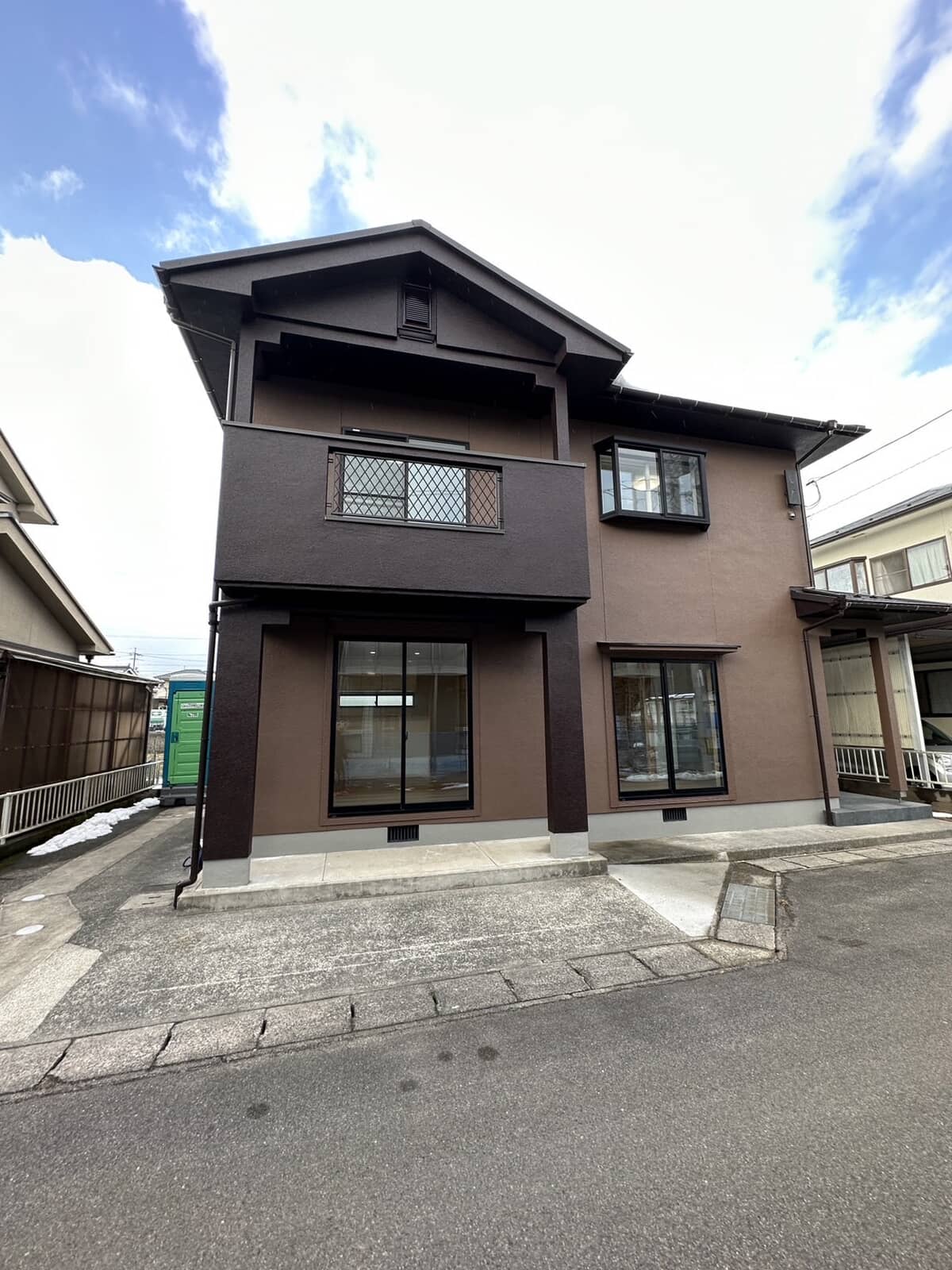 1990s wood house in Hiroshima