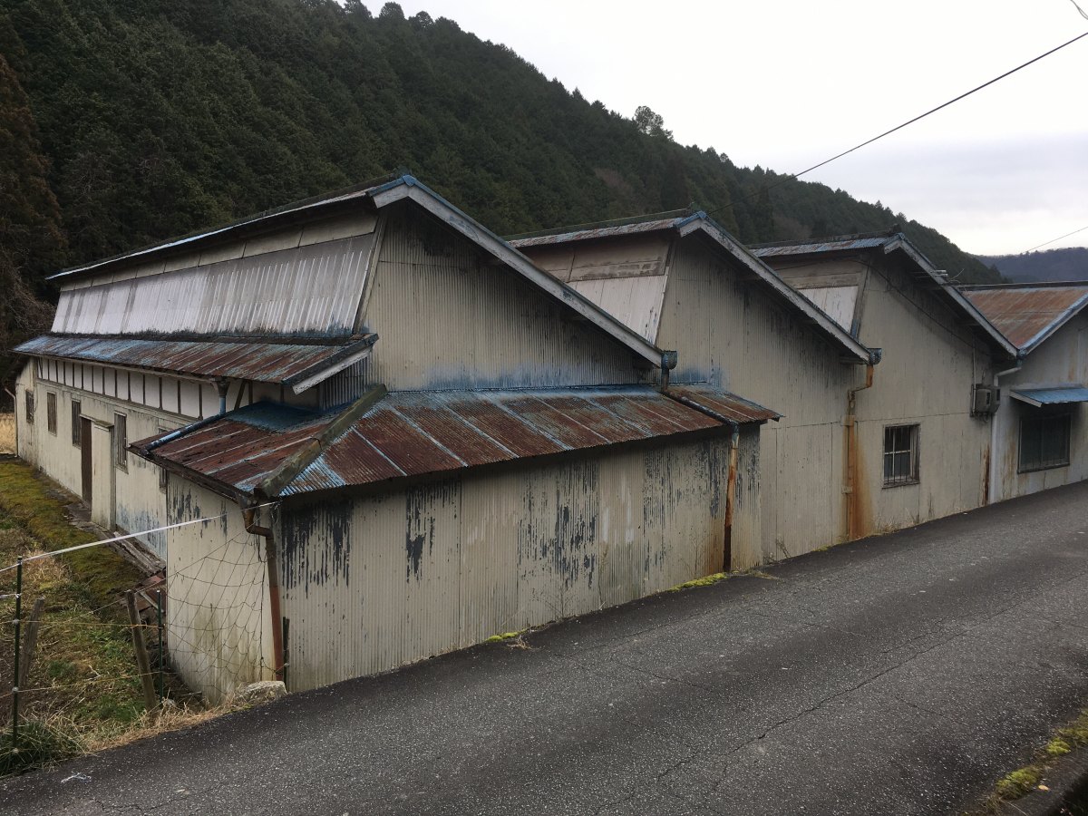 1970s wood house with outbuildings in Hyogo
