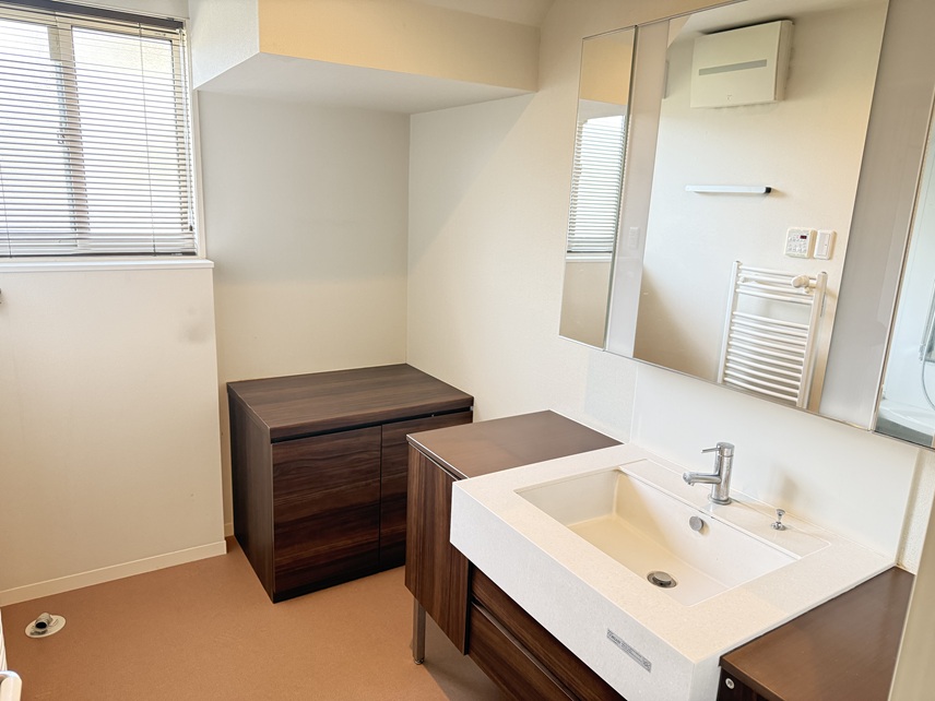 2010s wood house, 7-min walk to station, Nagano