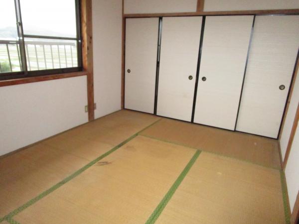 1980s wood house in Oita