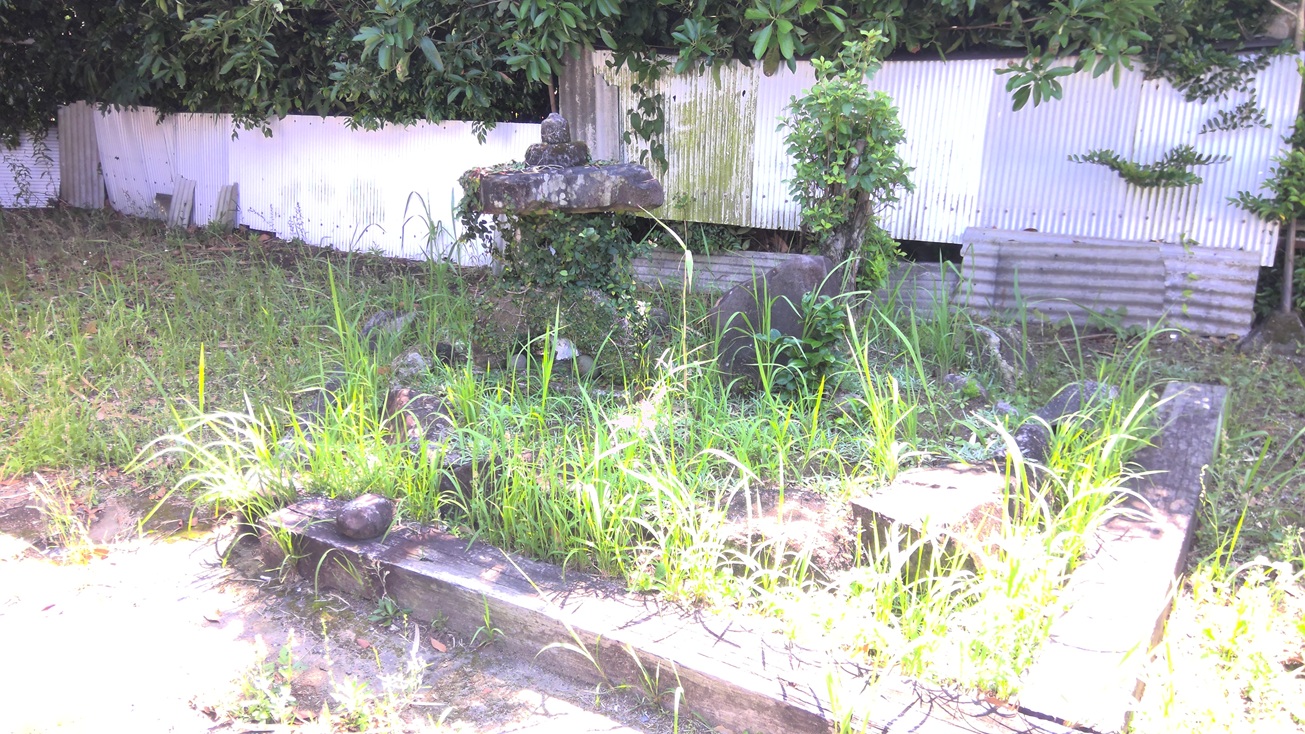 1970s wood house in Koyama, Kimotsuki, farmland, approval needed