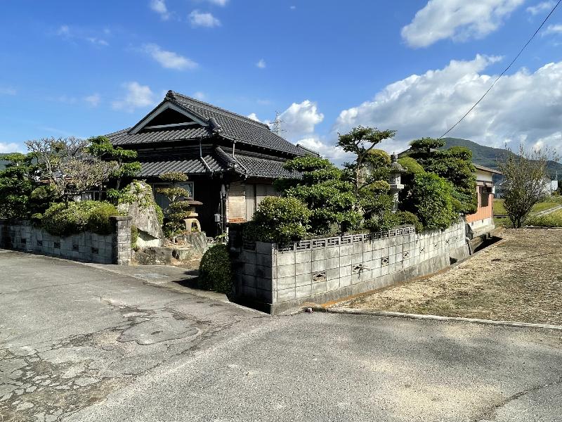 1960s wood house in Kagawa