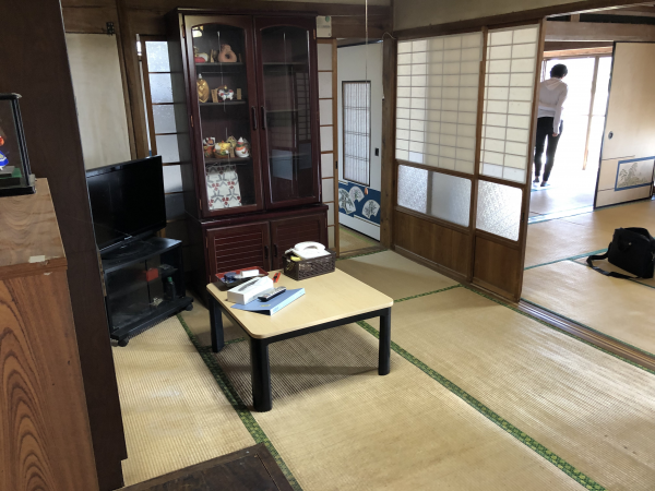 1950s wood house with storehouses in Oita
