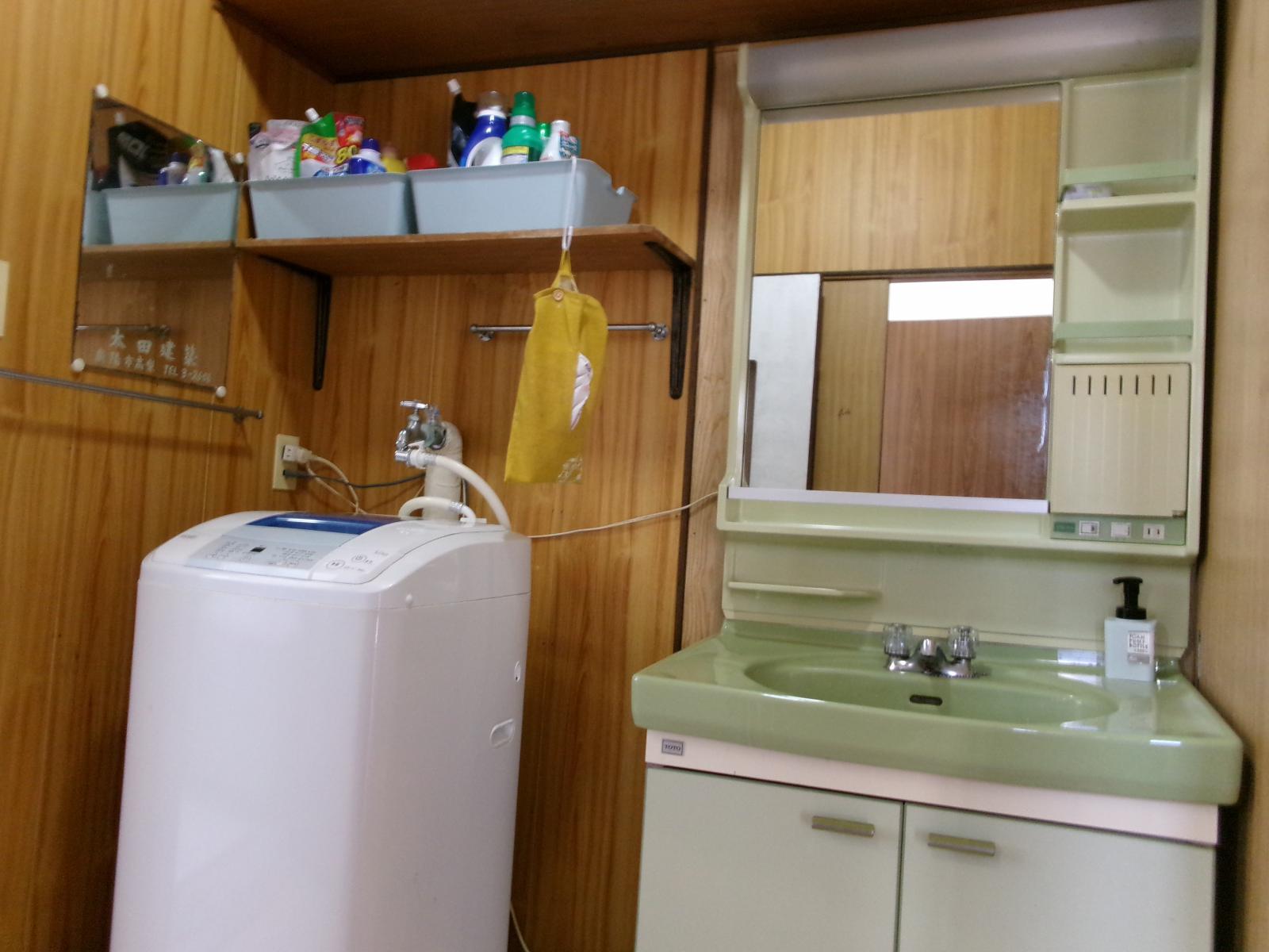 1970s house, 17-min walk to station, Yamagata