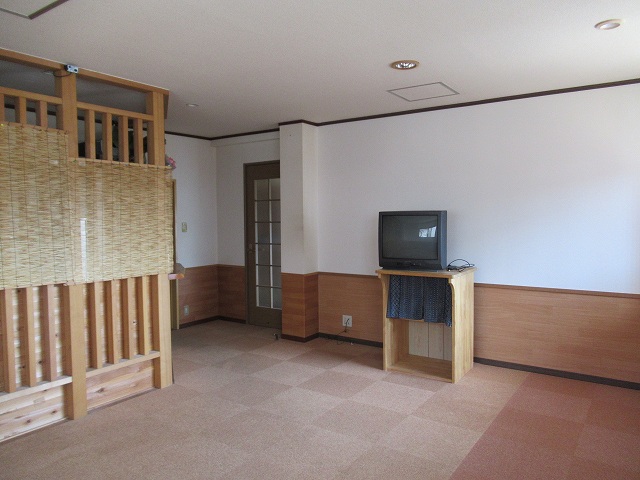 1990s steel-frame house in Nagano