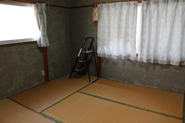 1970s wood house in Hyogo