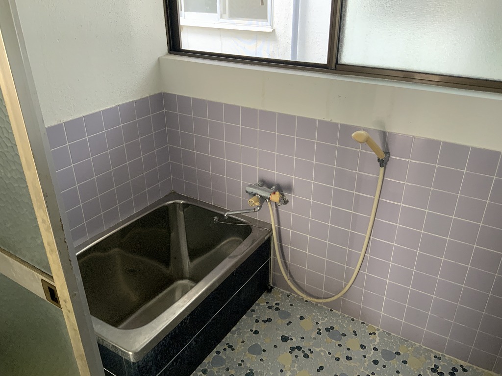 1980s wood house, 11-min walk to station, Yamaguchi