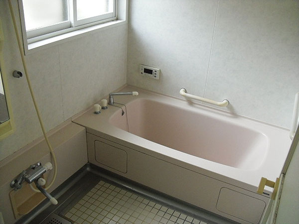 1990s wood house on a large plot in Iwate