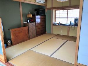 1910s wood house, 17-min walk to station, Shimane