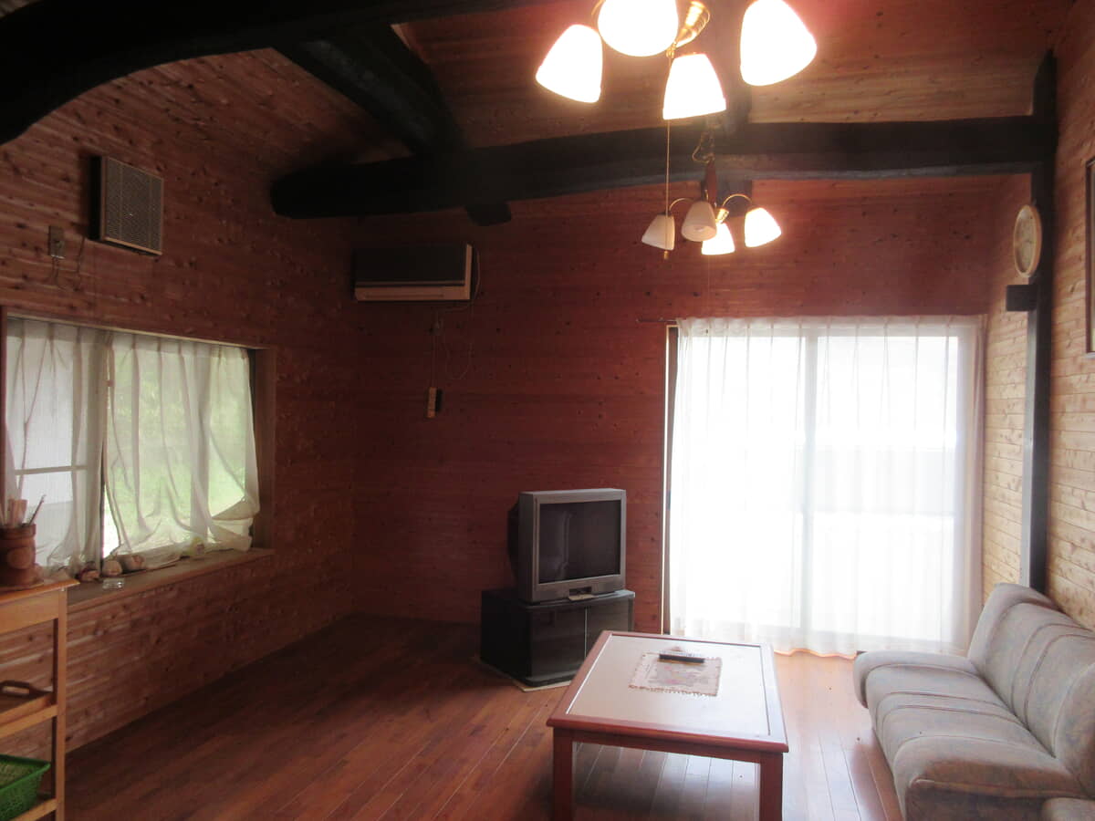 1970s wood house, 19-min walk to station, Hiroshima