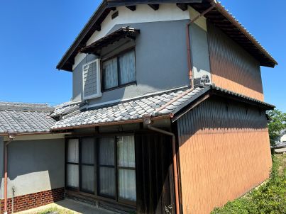 1960s wood house, 12-min walk to station, Nara
