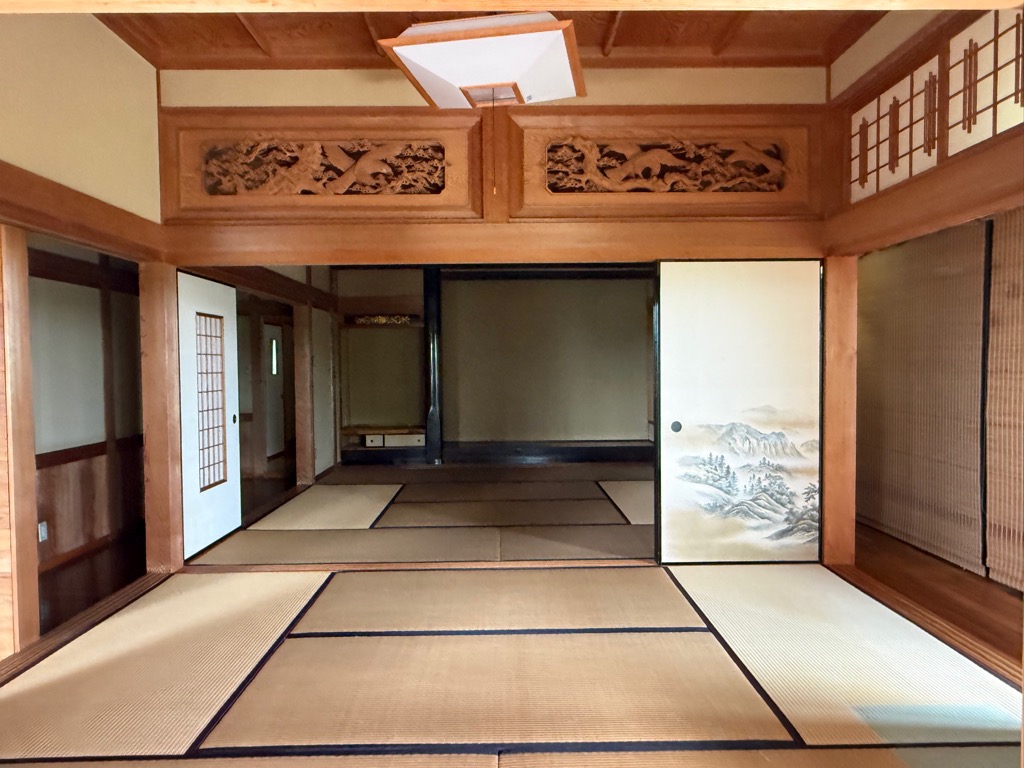 1990s wood house near the coast in Kunobaru, Tarumizu