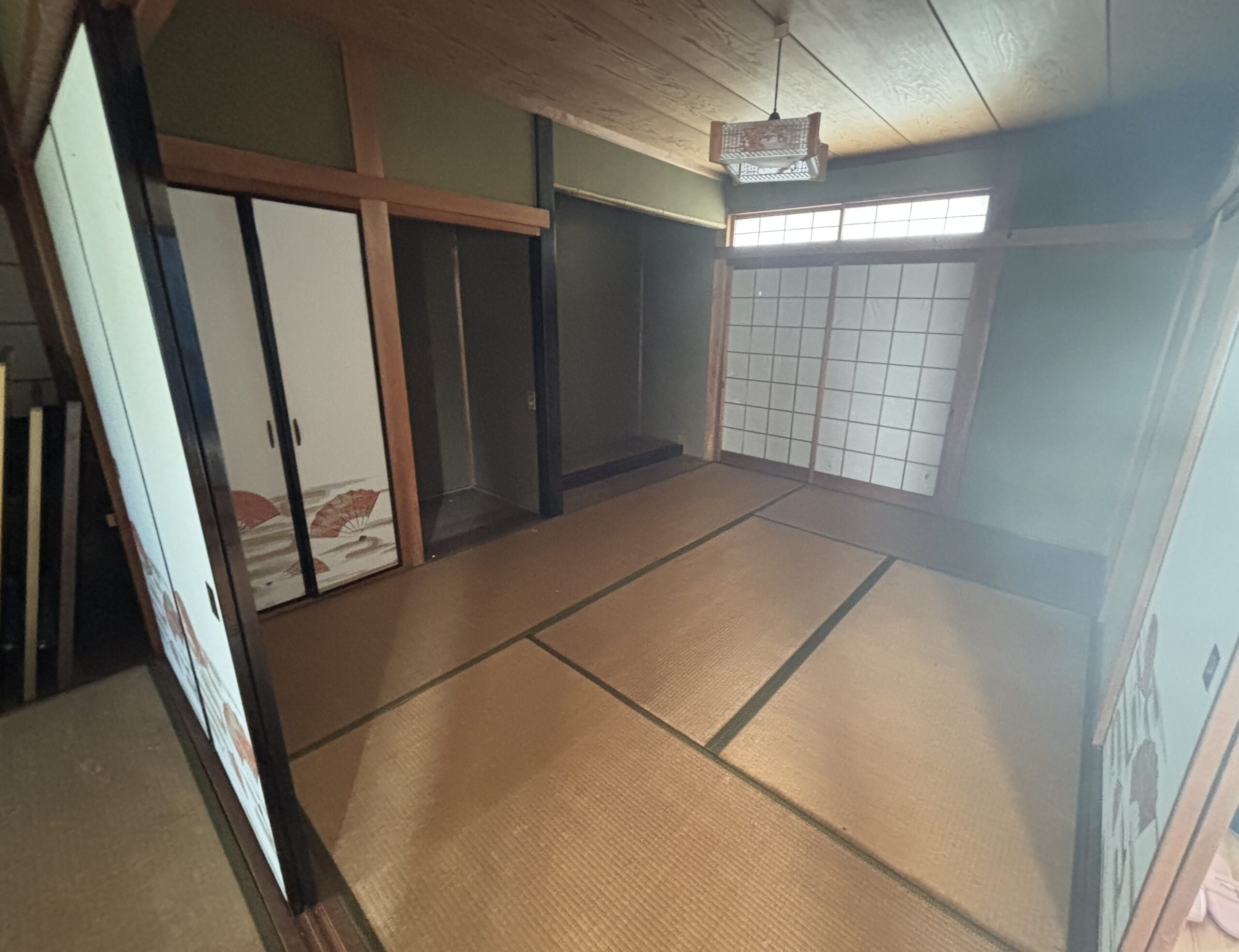 1980s wood house, 19-min walk to station, Fukui