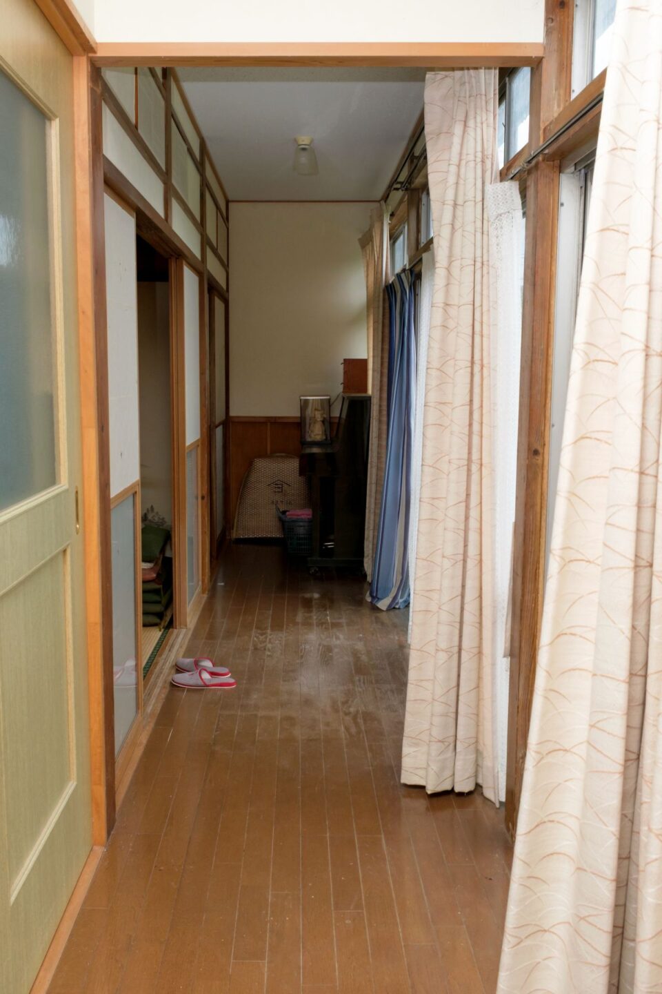 1970s wood house, 17-min walk to station, Yamagata