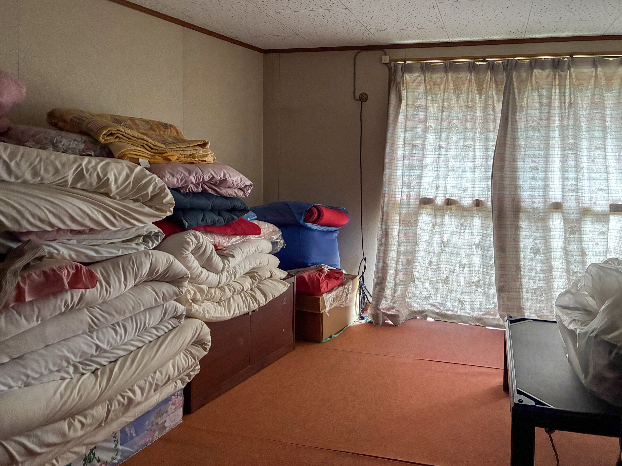 1970s wood house on a large plot in Matsusaka Kahada