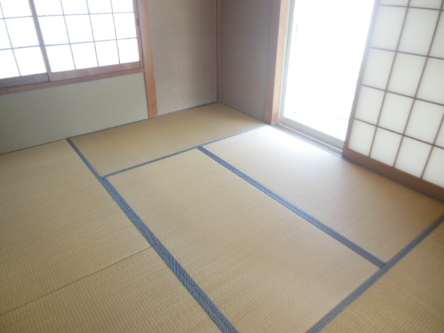 1980s wood house, 17-min walk to station, Tochigi