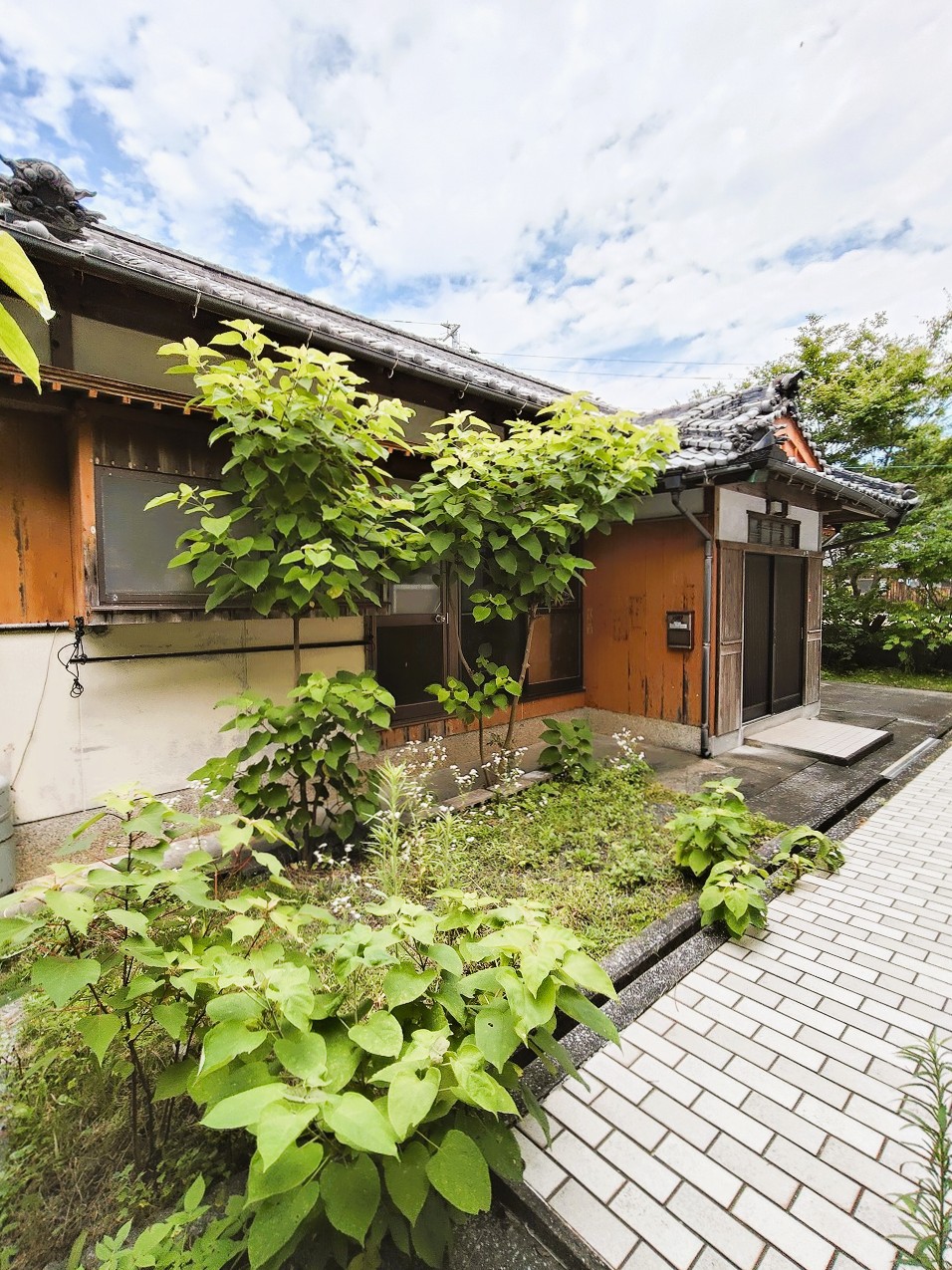 1990s wood house in Ehime