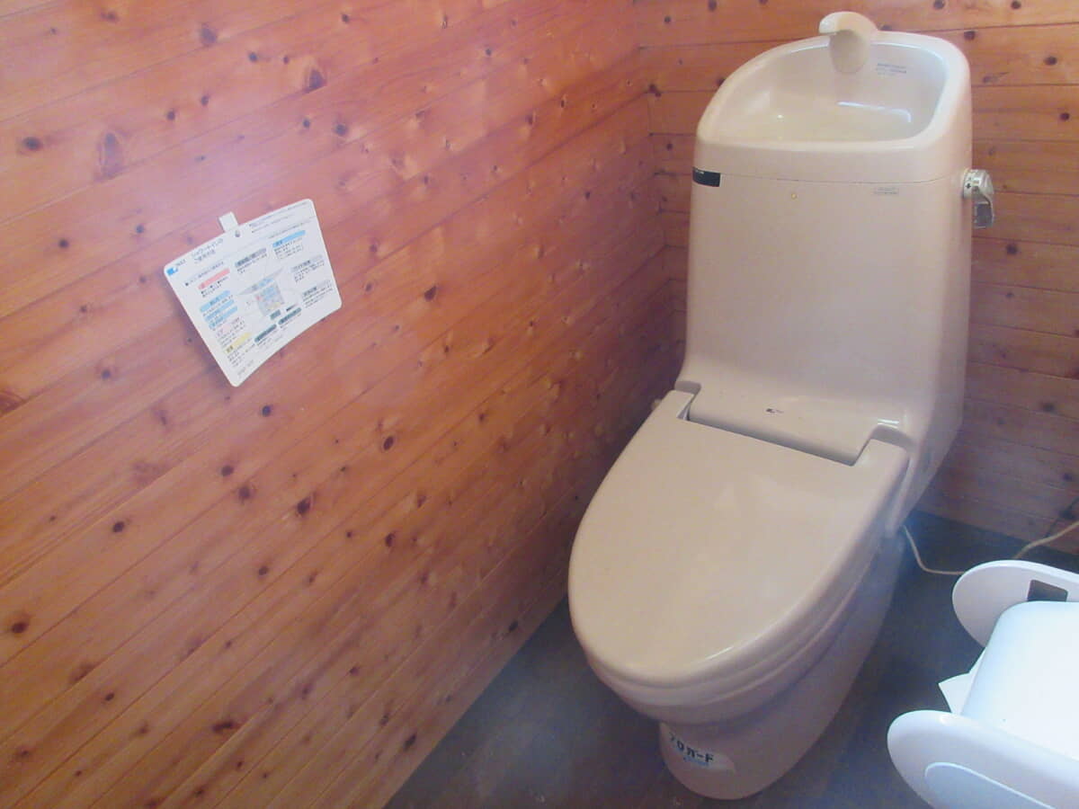 1970s wood house, 19-min walk to station, Hiroshima