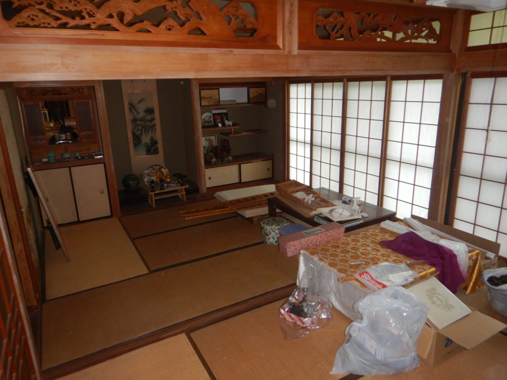 1980s wood house in Ehime