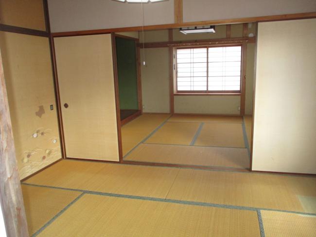1970s wood house in Kasaoka