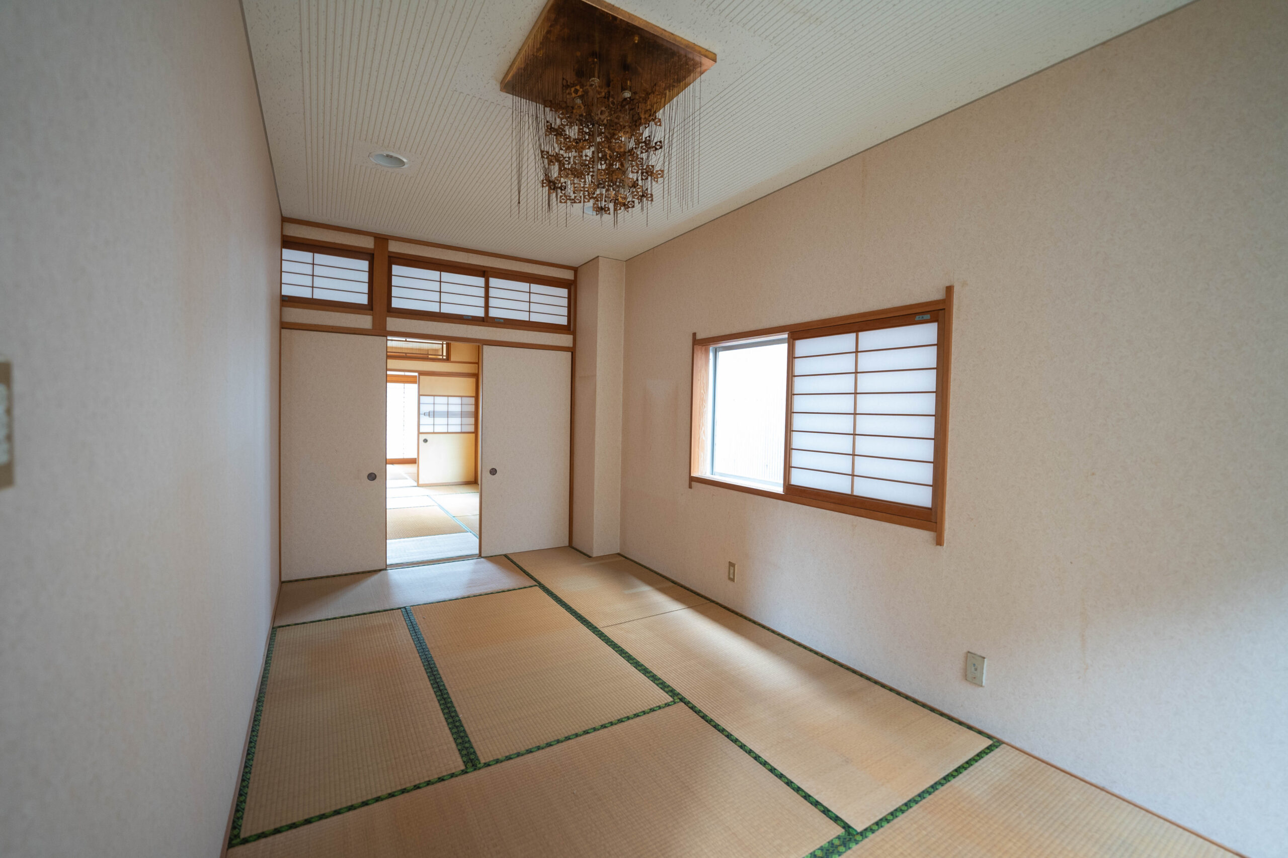 Steel-frame house in Himi