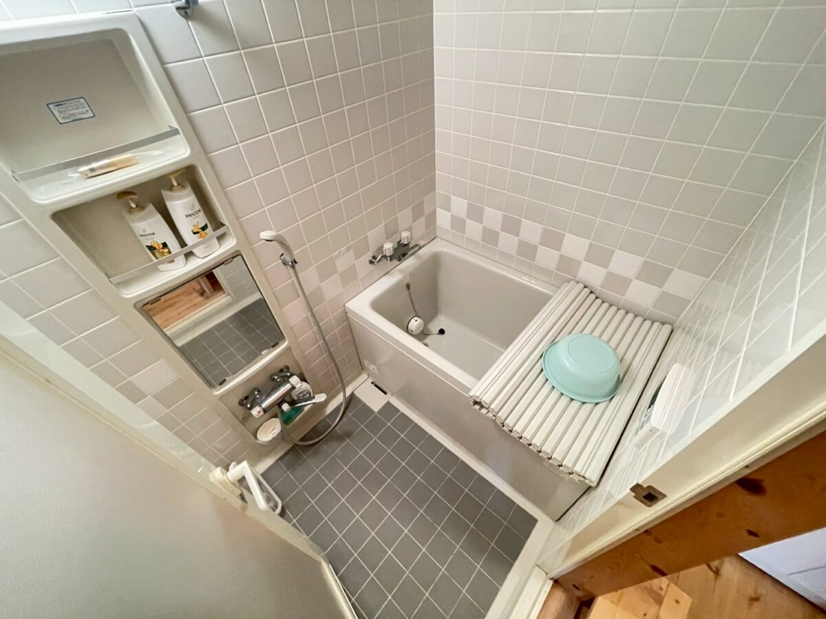 1990s wood house in Hyogo