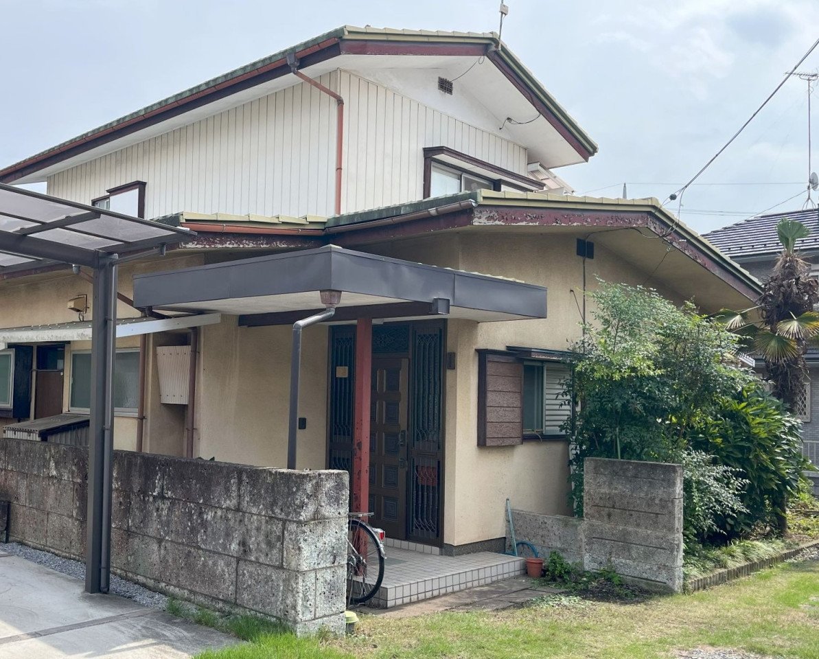 1970s wood house, 3-min walk to station, Tochigi