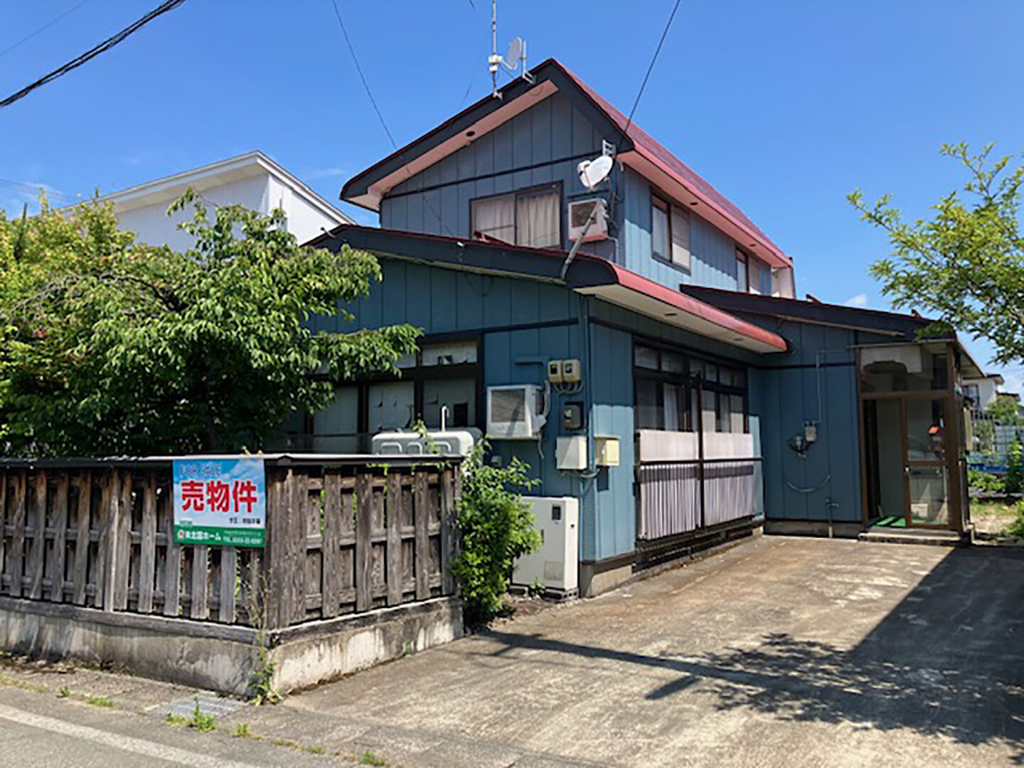 1980s wood house, 17-min walk to station, Yamagata