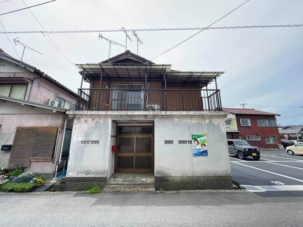 1960s wood house, 10-min walk to station, Mineyama, Kyotango