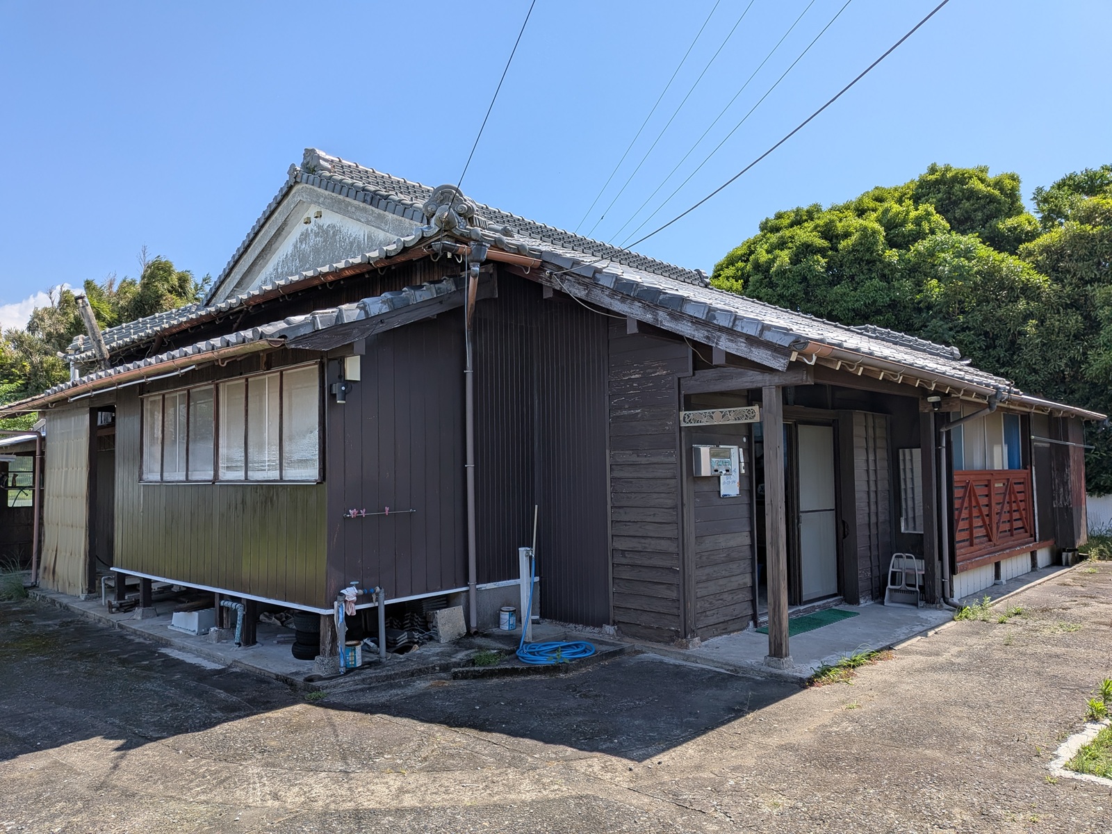 1970s wood house in Koyama, Kimotsuki, farmland, approval needed