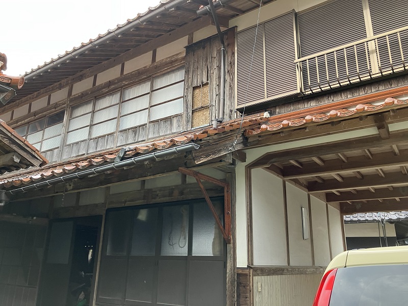 1890s wood house on a large plot in Tottori