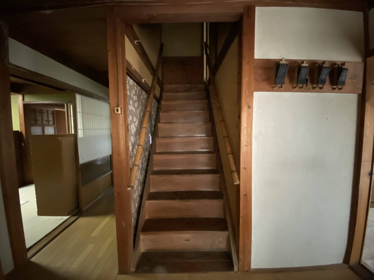 Wood house on a large plot in Hyogo