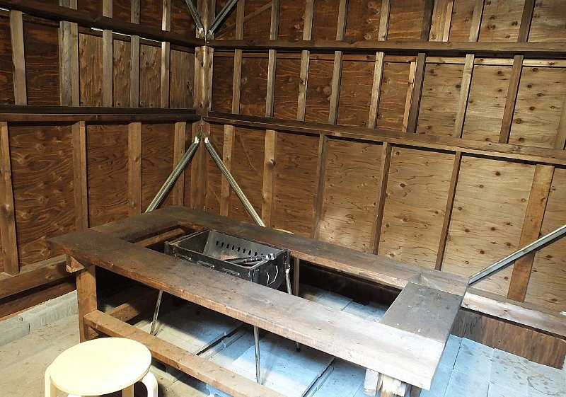 1990s wood house on a large plot in Tochigi