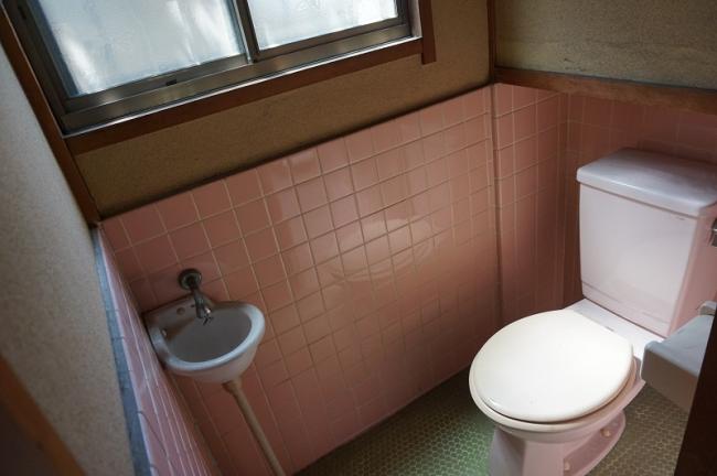 1970s wood house, 14-min walk to station, Okayama