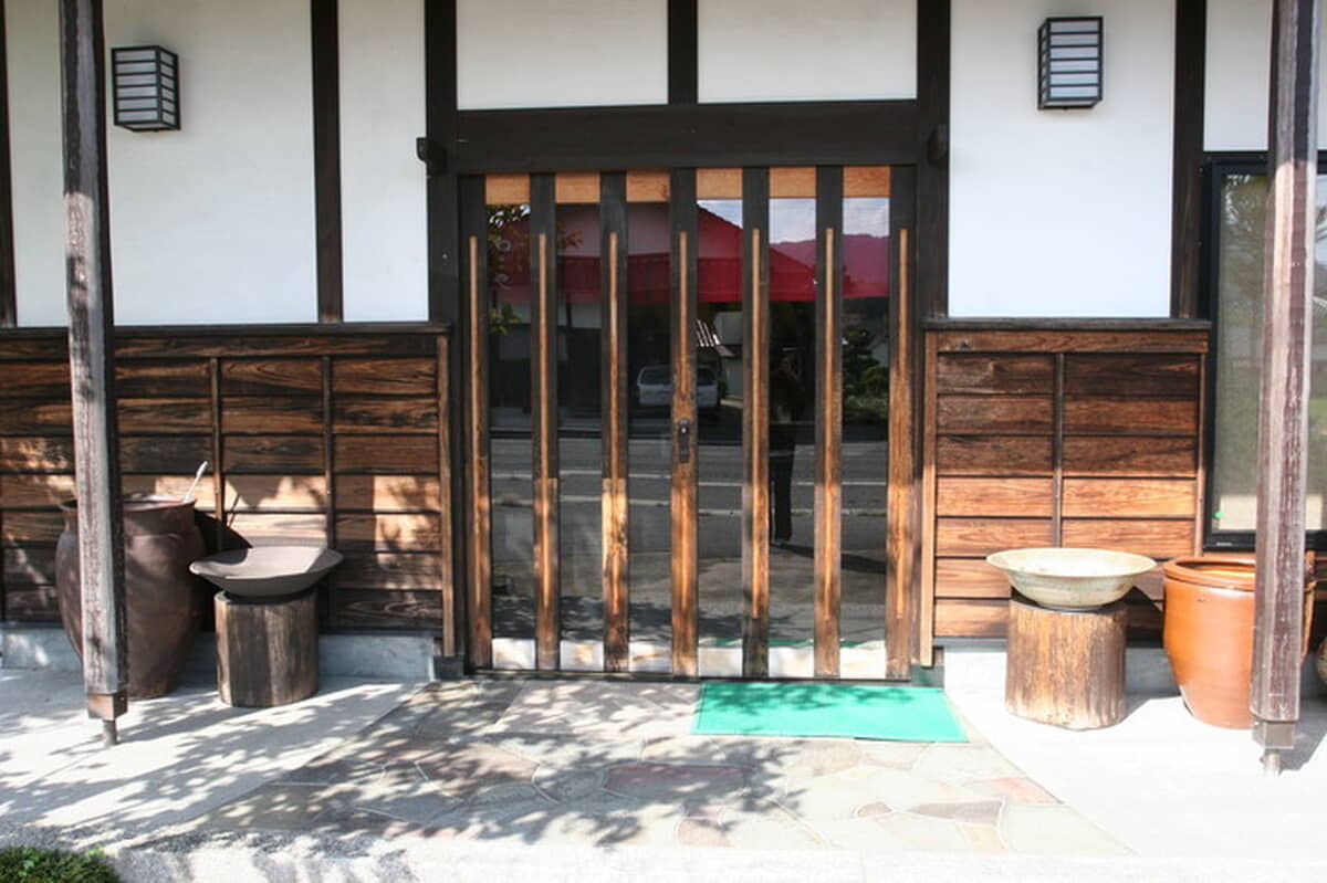 2010s wood house with storehouses in Hiroshima