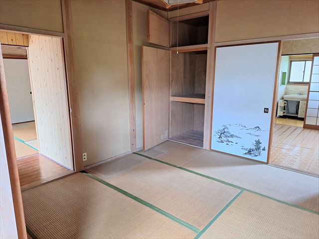 1930s wood house, 14-min walk to station, Yamaguchi