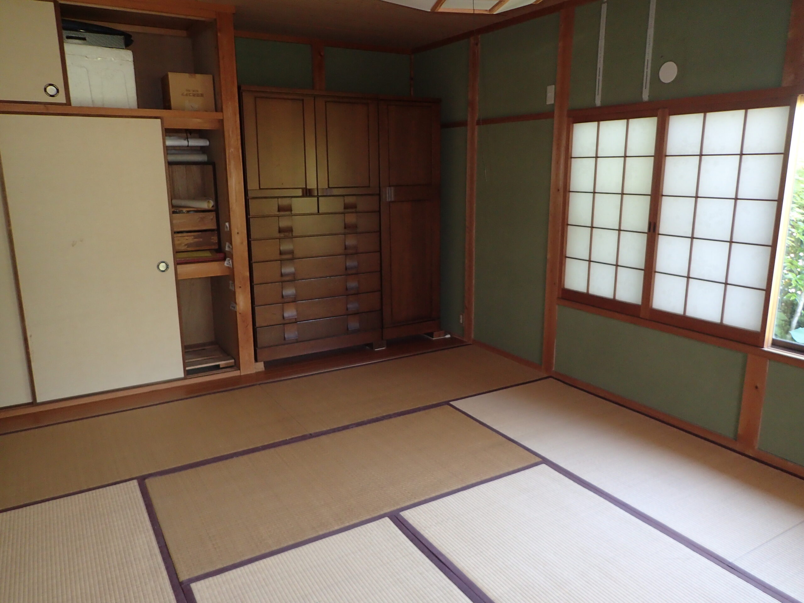 1960s wood house, 8-min walk to station, Okayama
