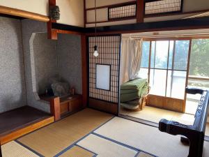 Wood house on a large plot in Niigata
