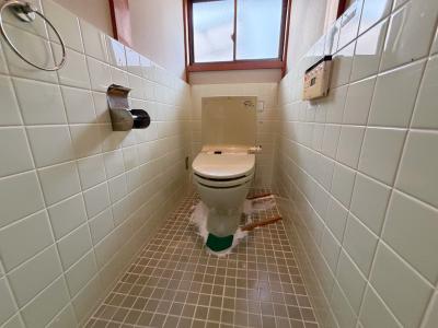 1960s wood house, 14-min walk to station, Hyogo