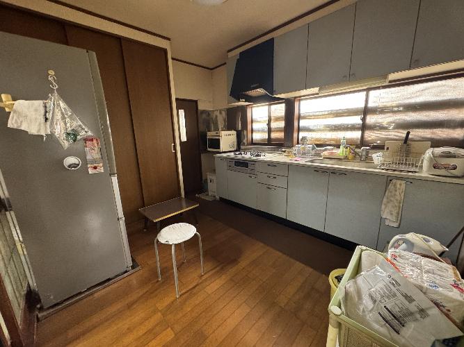 1950s wood house, 13-min walk to station, Tokamachi, Niigata