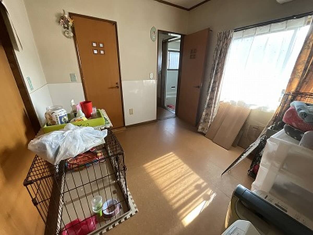1990s wood house on a large plot in Hiroshima