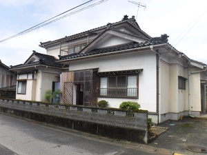 1980s wood house, 14-min walk to station, Yamagata