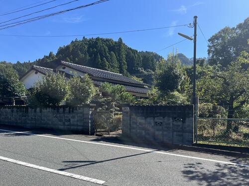 1970s wood house, 11-min walk to station, Fukuoka
