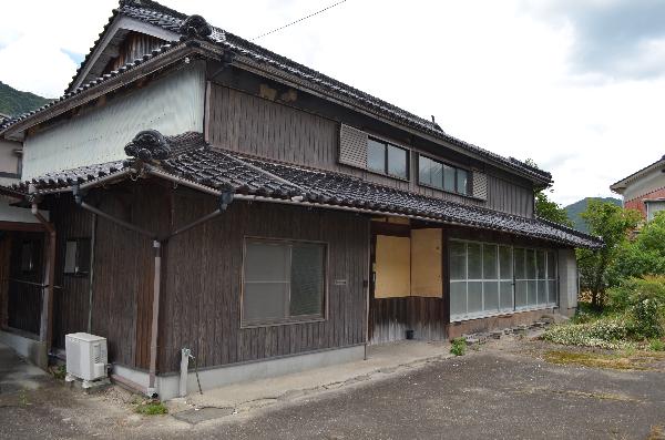 Wood house in Hyogo