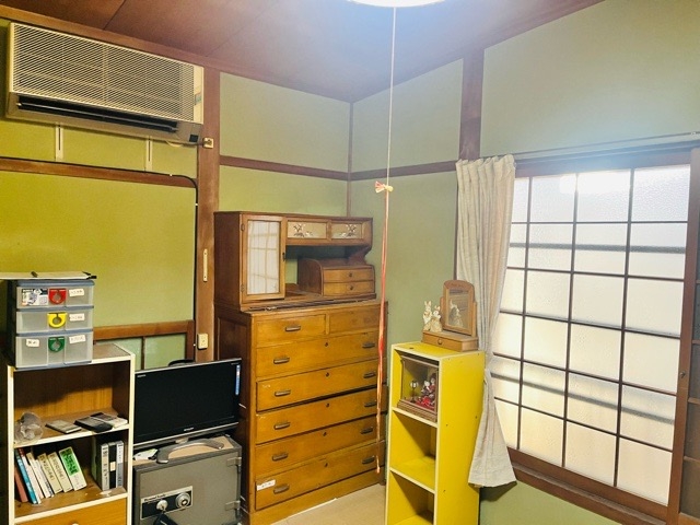 1970s wood house in Hyogo