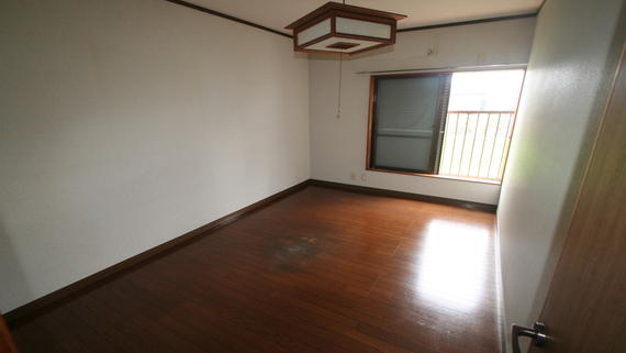 1990s wood house, 8-min walk to station, Wakayama