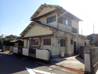 1980s wood house in Oita